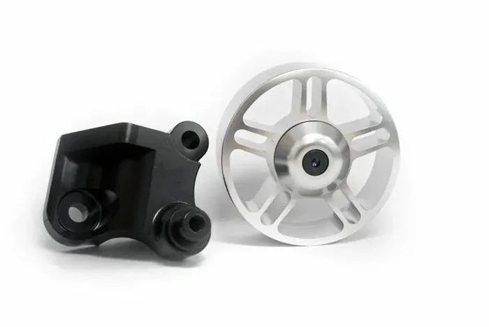 divisionX 03-04 Cobra Idler Bracket w/100mm Idler (Clear)