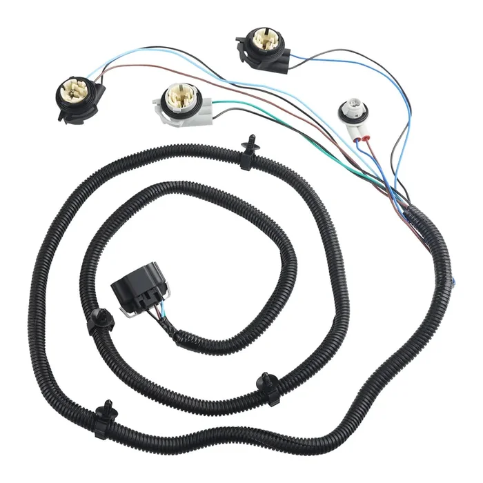 Wmphe 16531402 Passenger Side Tail Light Wiring Harness Compatible With Chevy Silverado 1500 1500Hd 2500Hd 3500 2003 2004 2005 2
